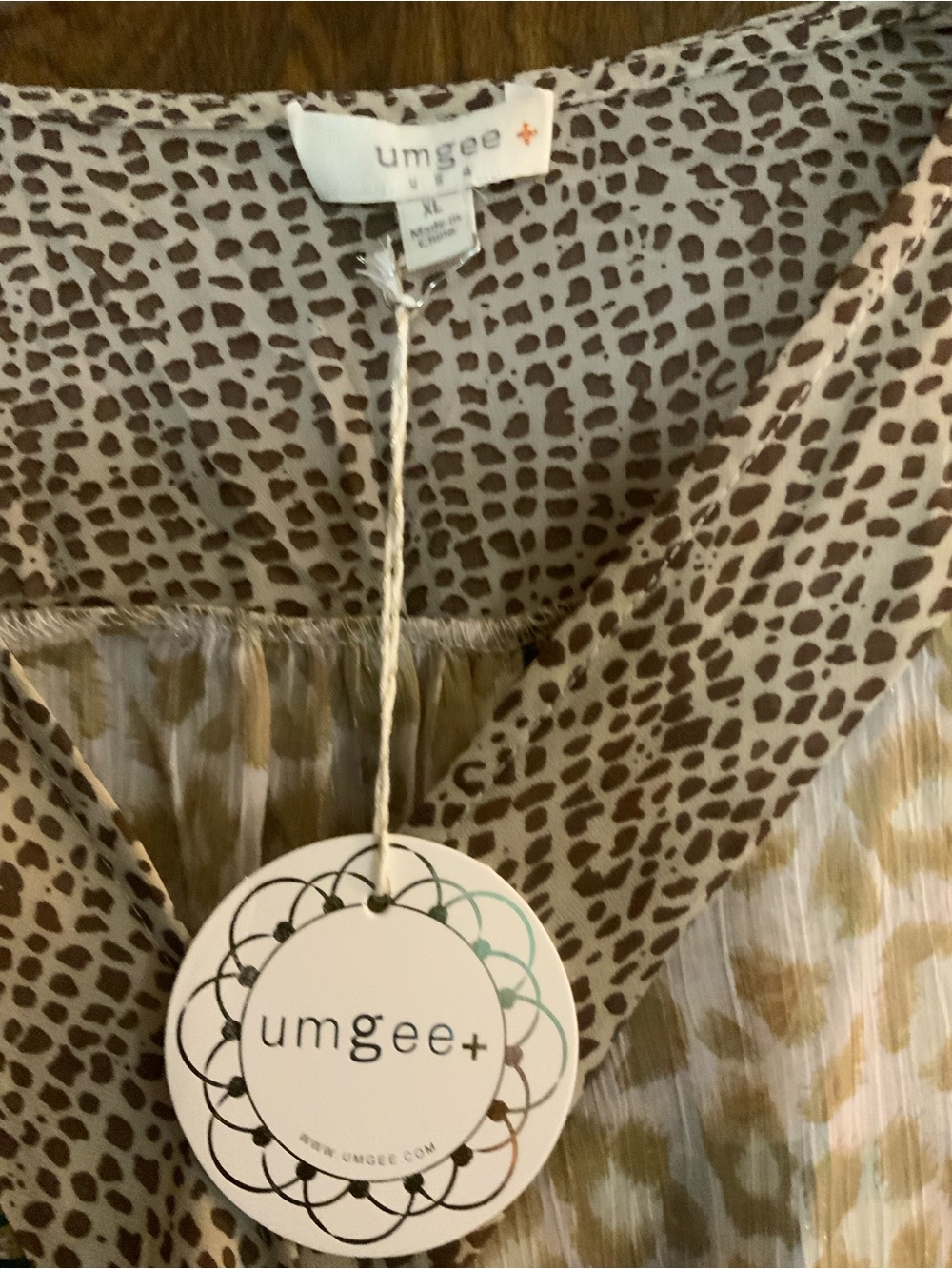 Umgee Teal Floral and Cream Leopard Mix Tunic - Picture 2 of 3